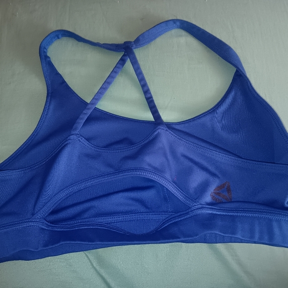 Women's size medium,  Reebok sports bra - Picture 2 of 3